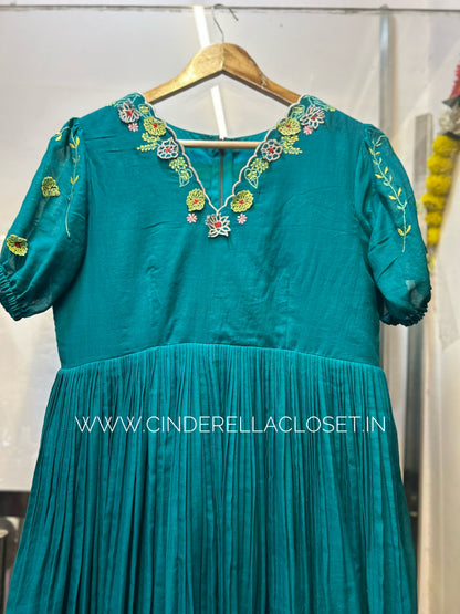 Teal blossom