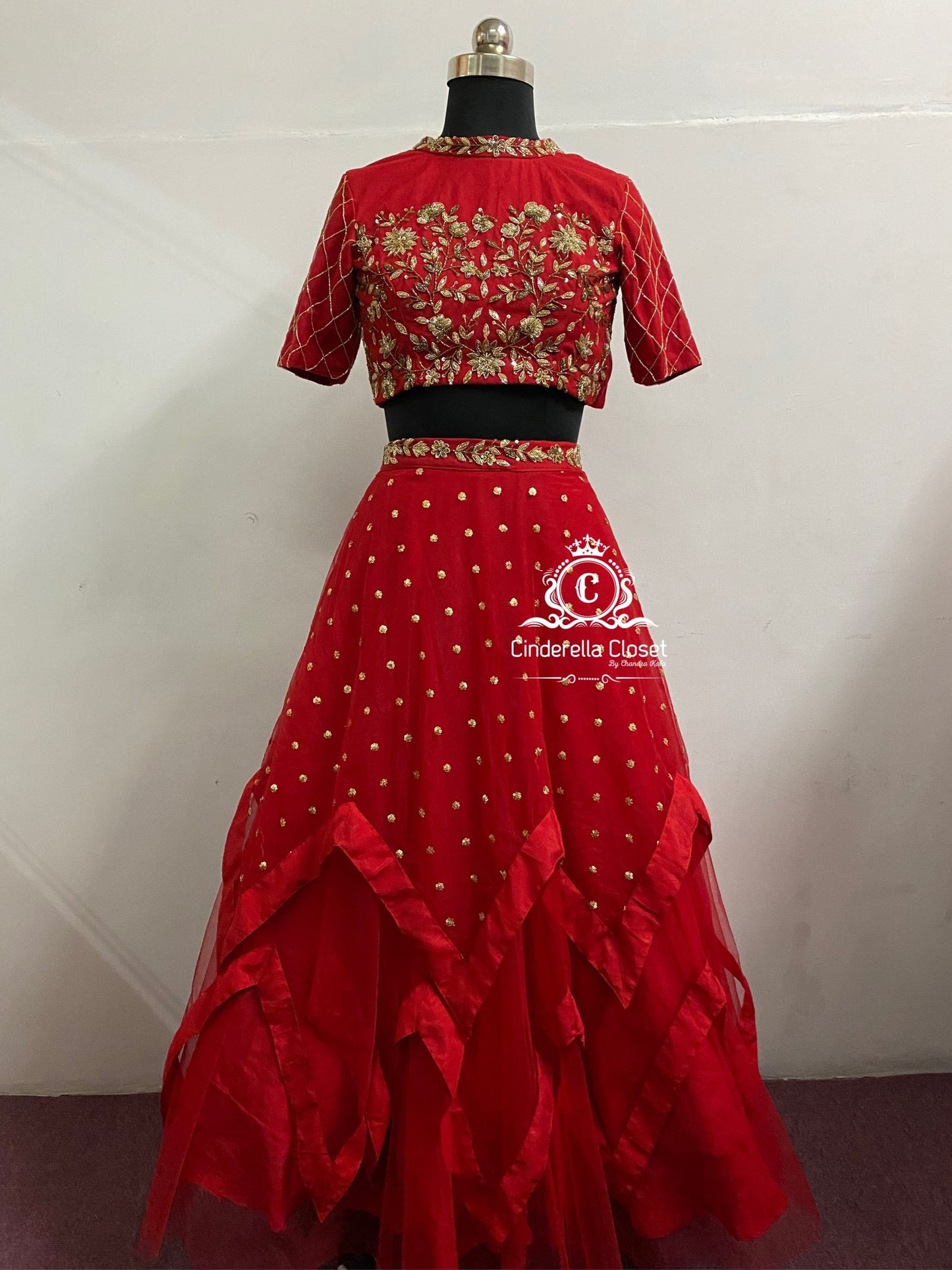 Red layeres lehenga