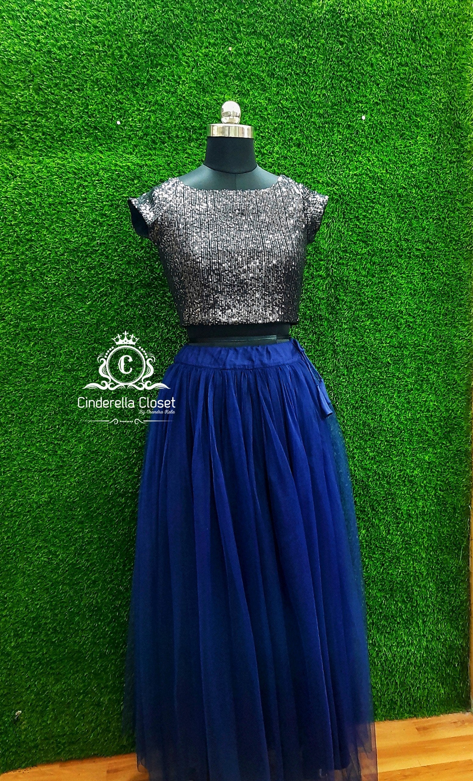 Net long skirt with crop top hotsell